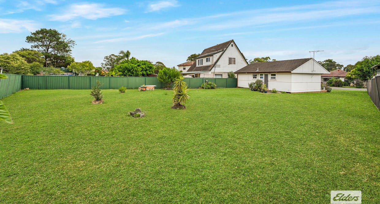 1 Kennett Place, Glenfield, NSW, 2167 - Image 4