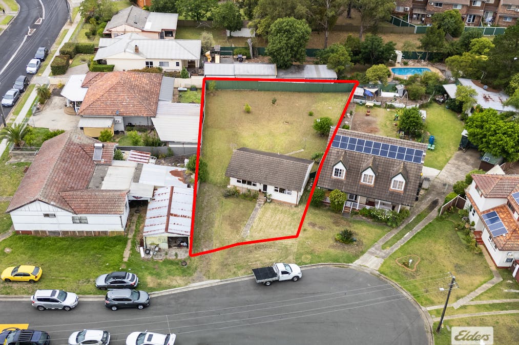 1 Kennett Place, Glenfield, NSW, 2167 - Image 2