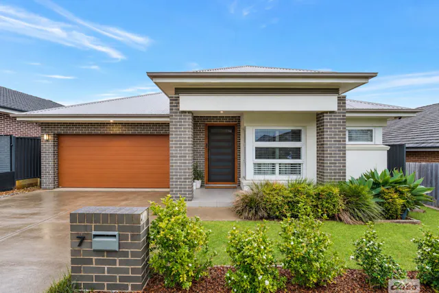 7 Rose Street — photo from Elders Real Estate Liverpool & Leppington