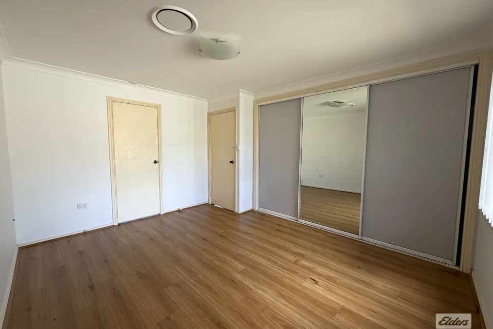8 Kew Gardens Court, Wattle Grove, NSW, 2173 - Image 4