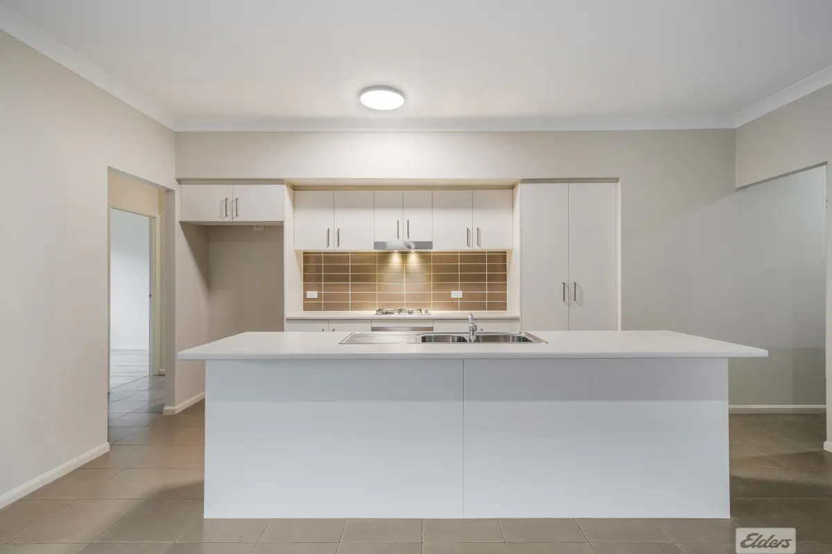 12 Moxon Street — photo 4 of 13