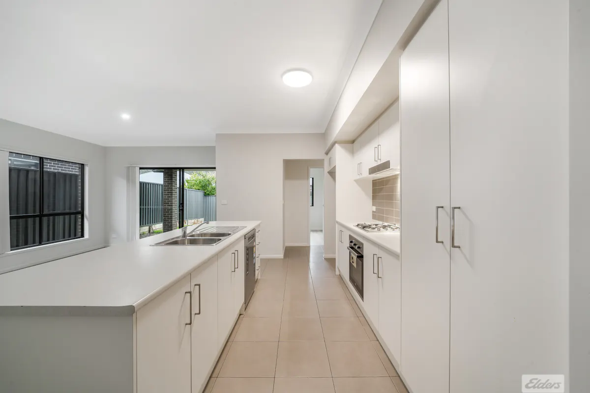 12 Moxon Street — photo 5 of 13
