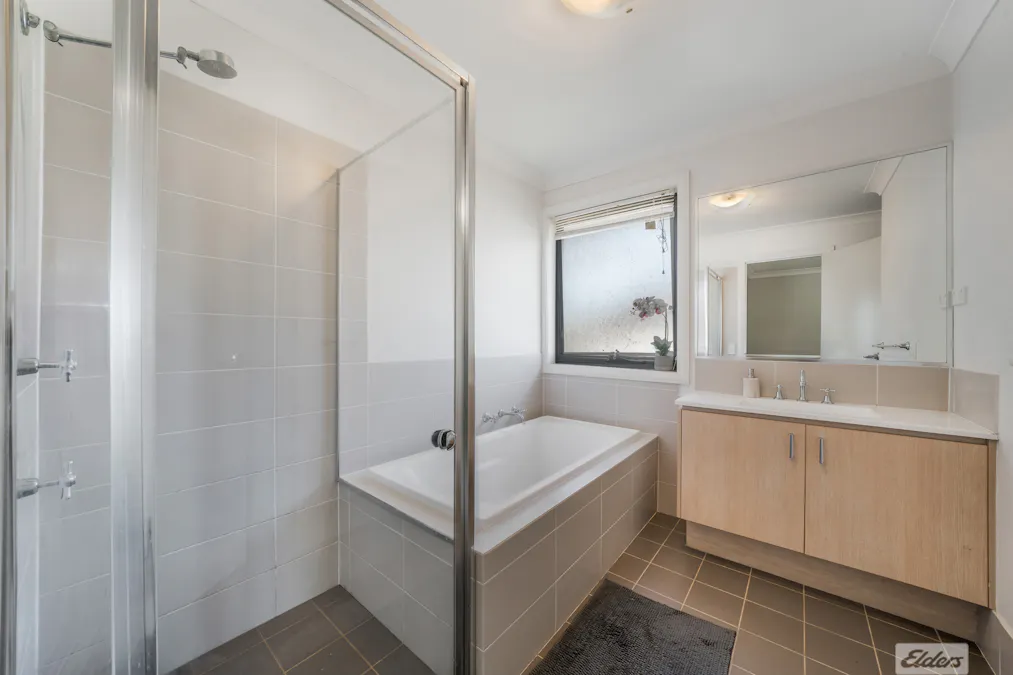 21 Hadlow Avenue, Glenfield, NSW, 2167 - Image 7