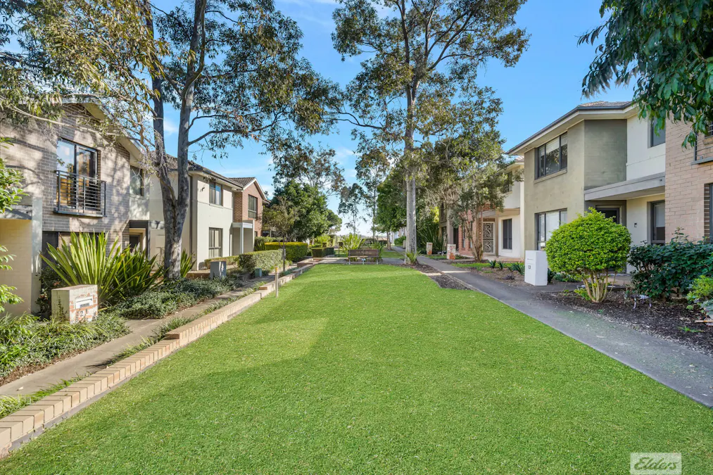 21 Hadlow Avenue, Glenfield, NSW, 2167 - Image 11