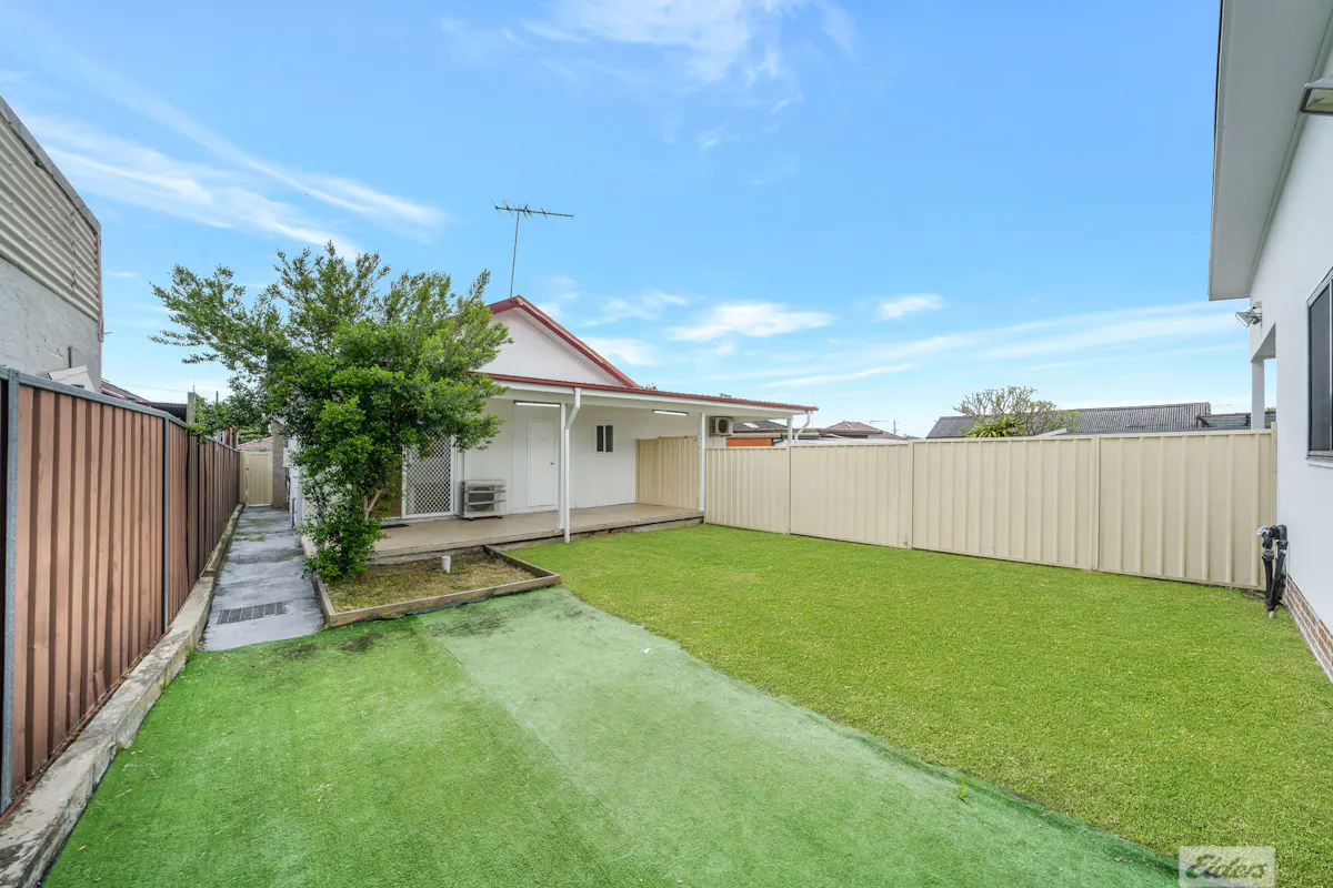14 Roslyn Street — photo 15 of 15