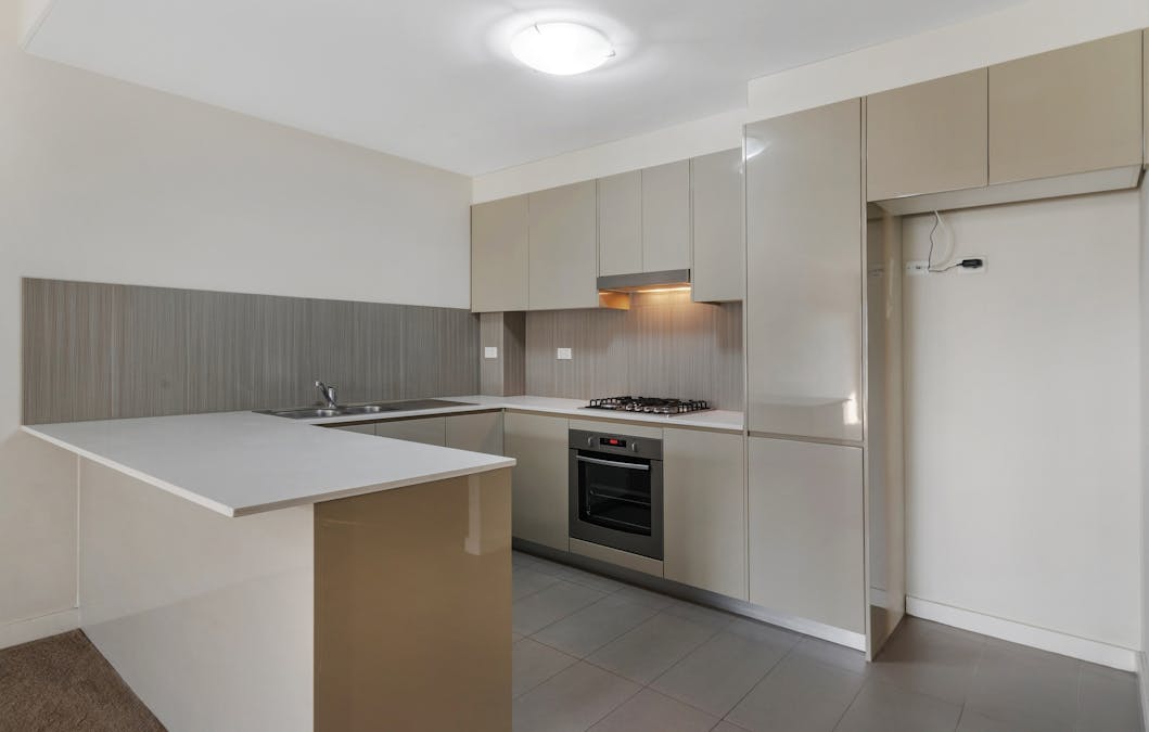 9/2 Bigge Street, Liverpool, NSW, 2170 - Image 1