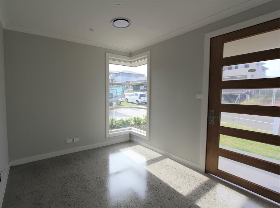 157 Flynn Avenue, Middleton Grange, NSW, 2171 - Image 5