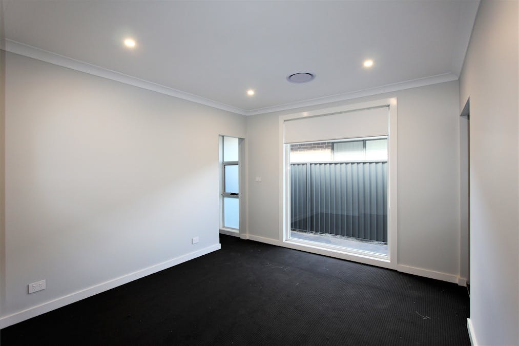 157 Flynn Avenue, Middleton Grange, NSW, 2171 - Image 7