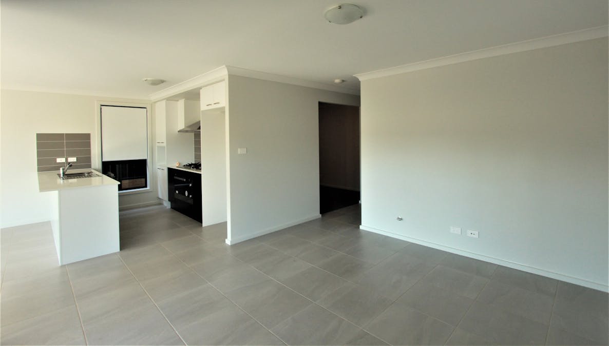 28 Hazelton Street, Austral, NSW, 2179 - Image 4