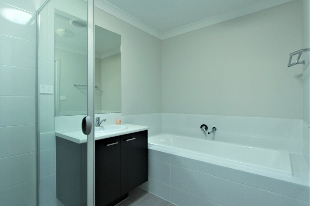 28 Hazelton Street, Austral, NSW, 2179 - Image 11