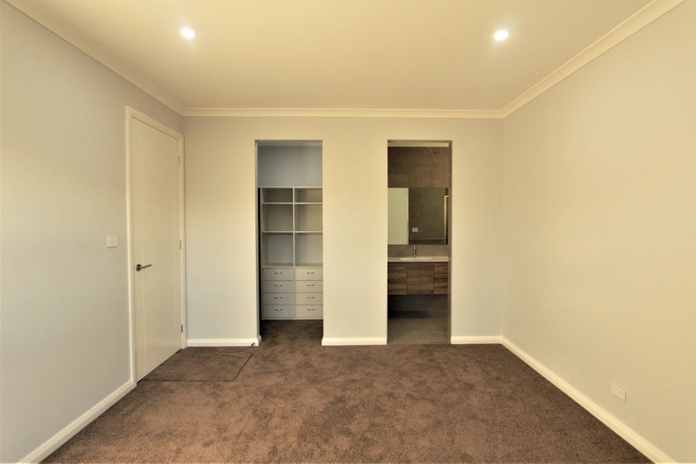 41 San Cristobal Drive, Green Valley, NSW, 2168 - Image 4