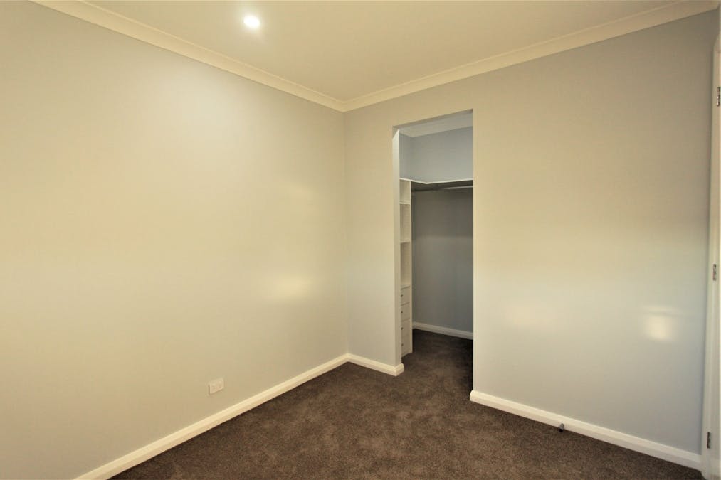 41 San Cristobal Drive, Green Valley, NSW, 2168 - Image 5