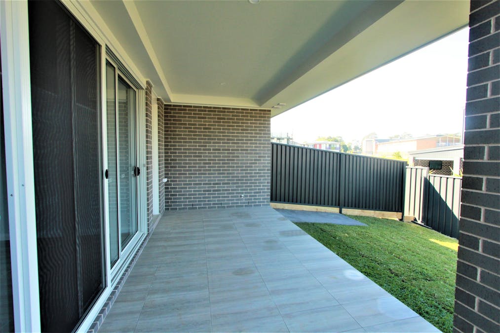 41 San Cristobal Drive, Green Valley, NSW, 2168 - Image 9