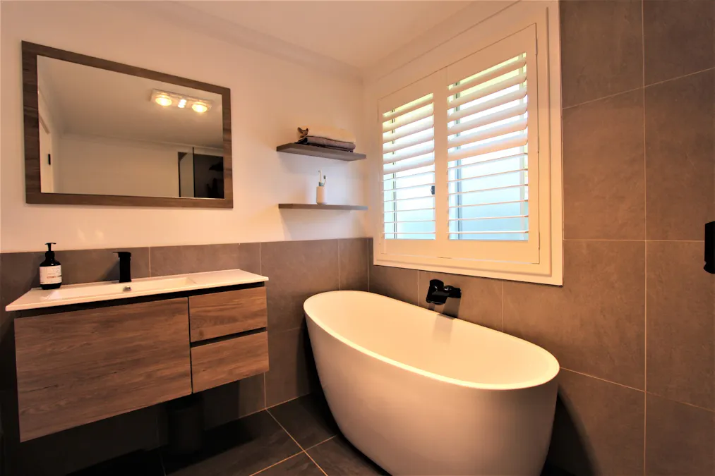 1 Palana Close, West Hoxton, NSW, 2171 - Image 8