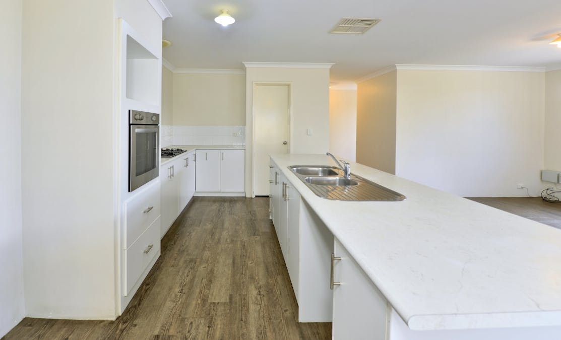 10 Menna Brace , Greenfields, WA, 6210 - Image 14