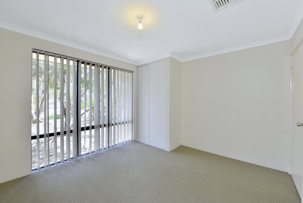 10 Menna Brace , Greenfields, WA, 6210 - Image 3
