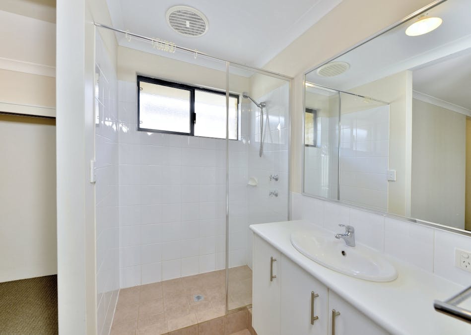 10 Menna Brace , Greenfields, WA, 6210 - Image 6