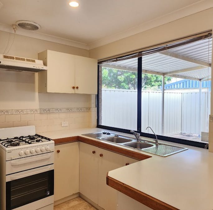 19 Exchequer Avenue, Greenfields, WA, 6210 - Image 4
