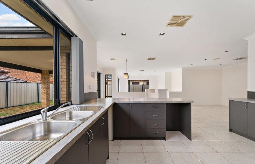 50 Bellavista Parade, Meadow Springs, WA, 6210 - Image 4