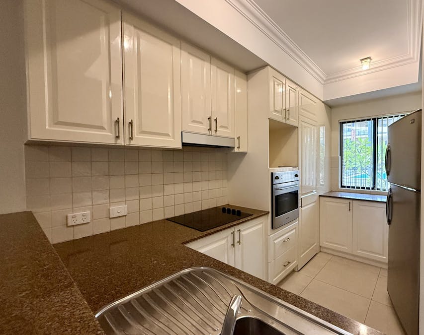 7/37 Dolphin Drive, Mandurah, WA, 6210 - Image 4