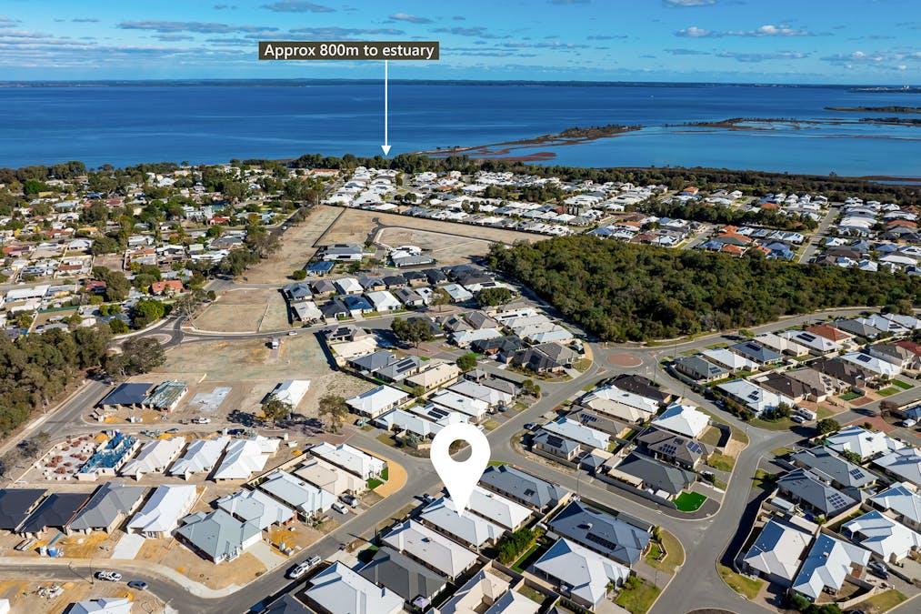 49 Sharperton Meander, Dudley Park, WA, 6210 - Image 22