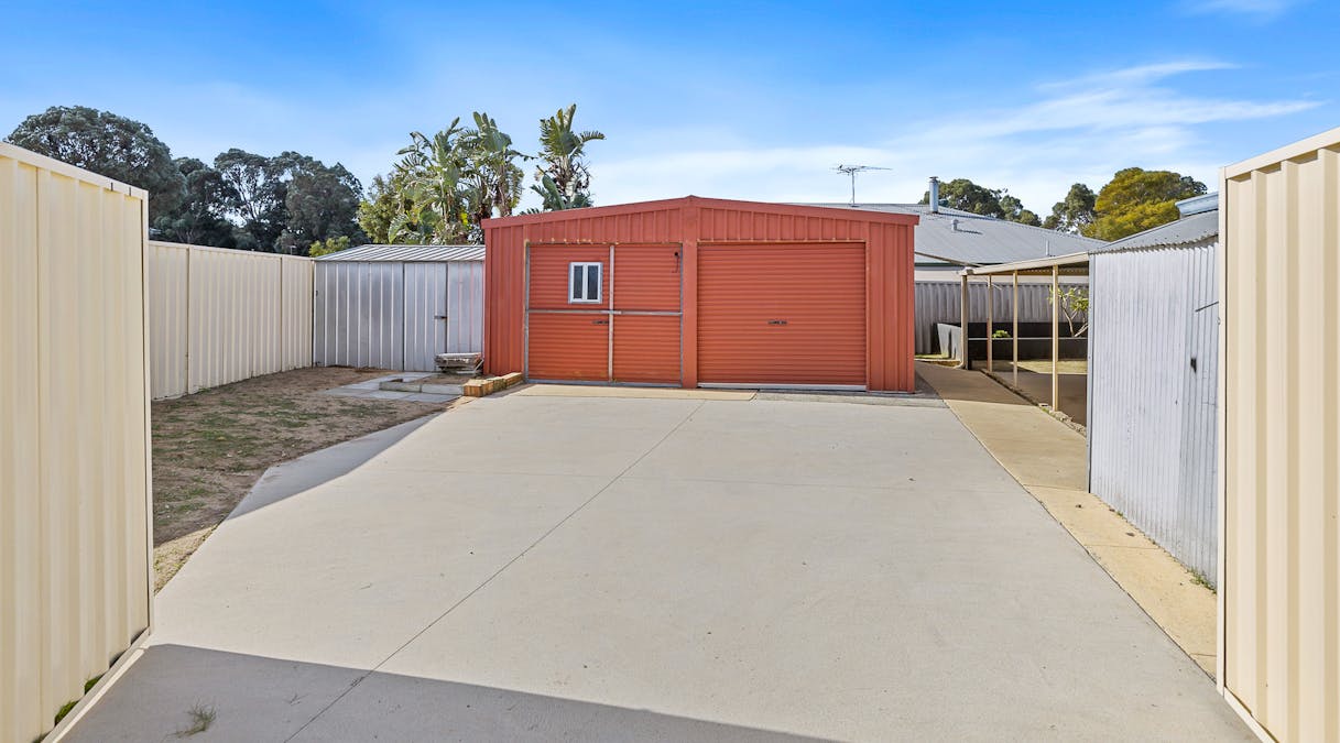 5 Moran Road, Greenfields, WA, 6210 - Image 16