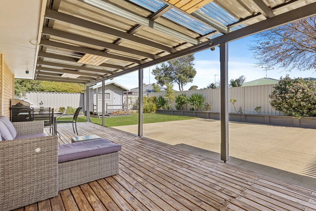 10 Isdell Place, Greenfields, WA, 6210 - Image 17