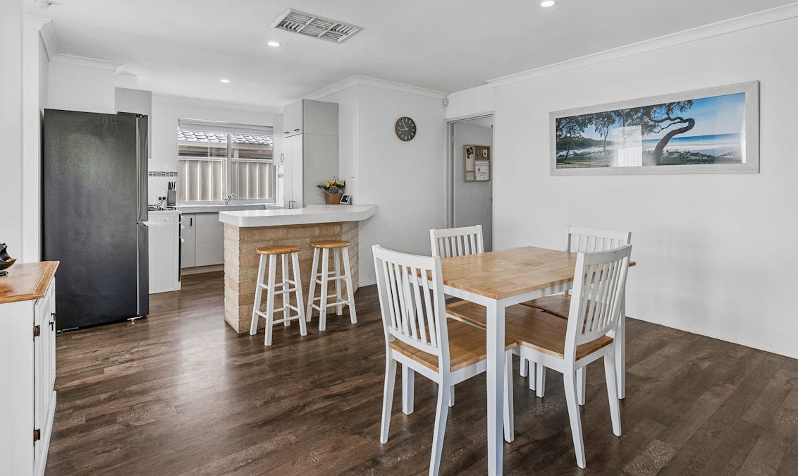 10 Isdell Place, Greenfields, WA, 6210 - Image 8