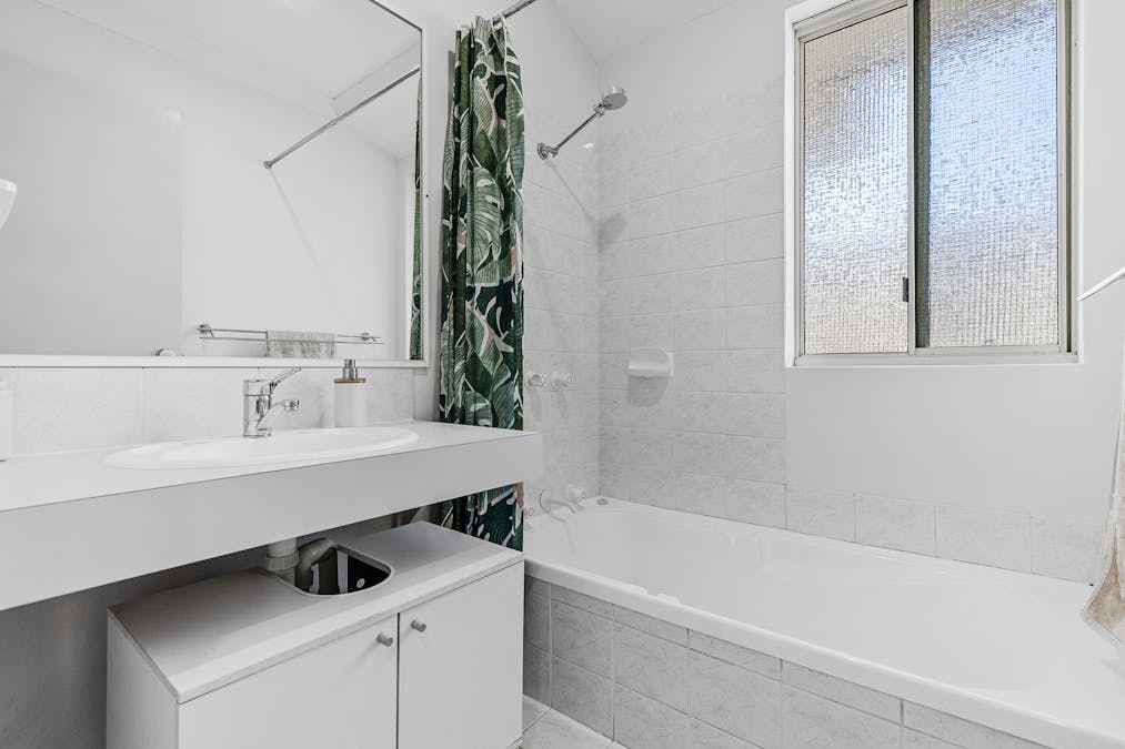 10 Isdell Place, Greenfields, WA, 6210 - Image 14