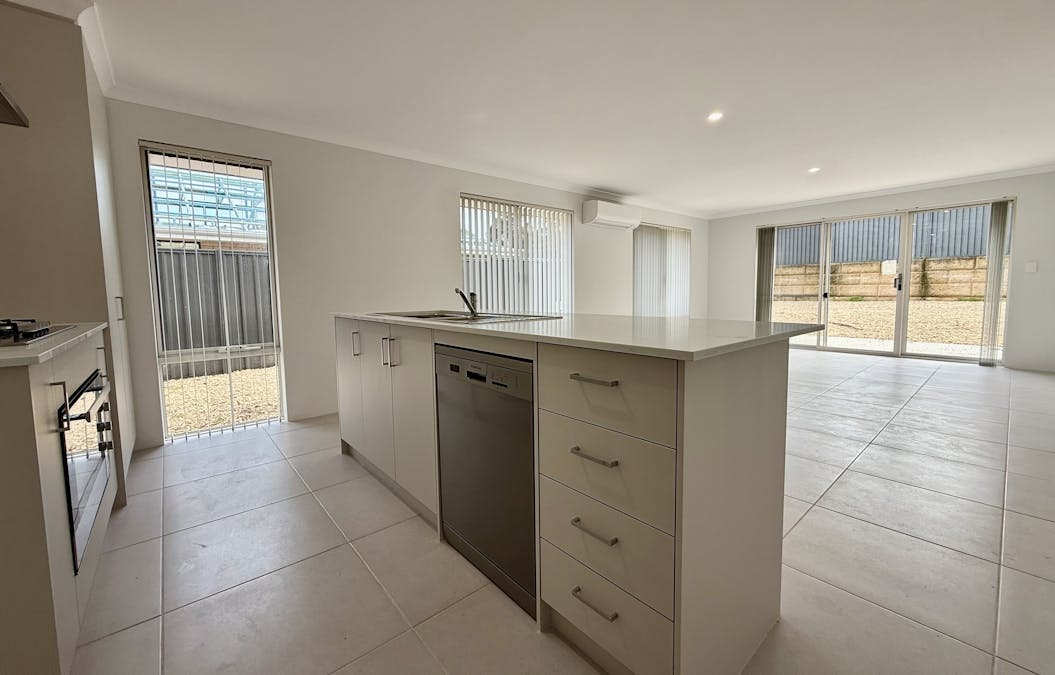 24B Wood Avenue, Waroona, WA, 6215 - Image 3