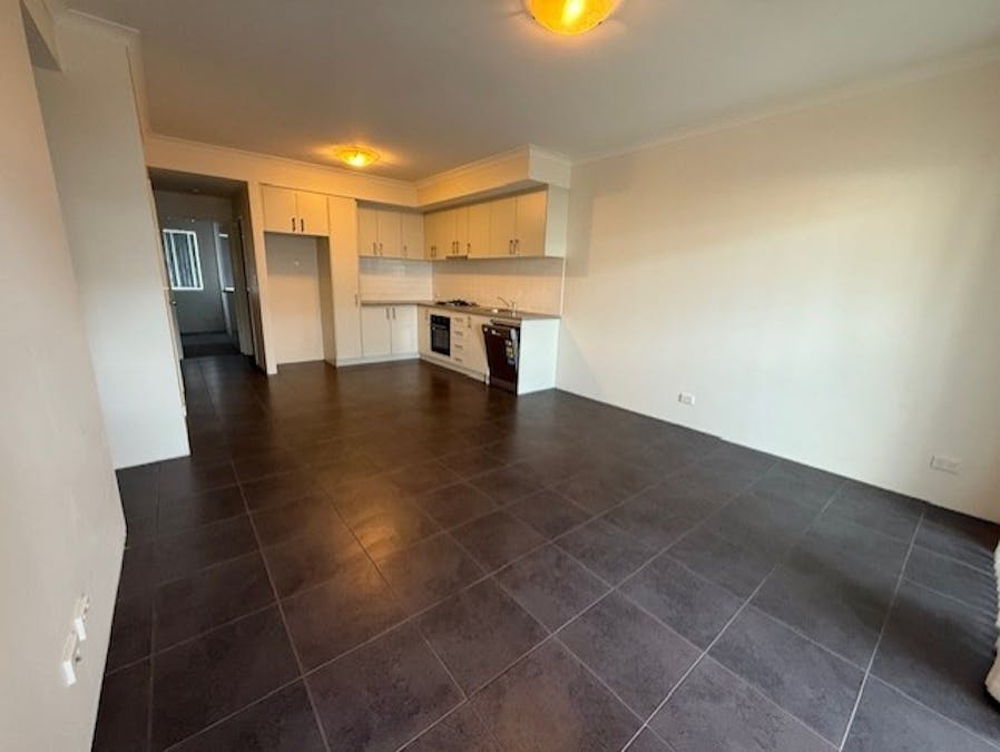 7/180 Kent Street, Rockingham Beach, WA, 6168 - Image 2