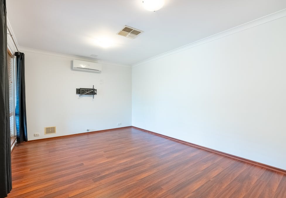 13 Madison Street, Cooloongup, WA, 6168 - Image 5