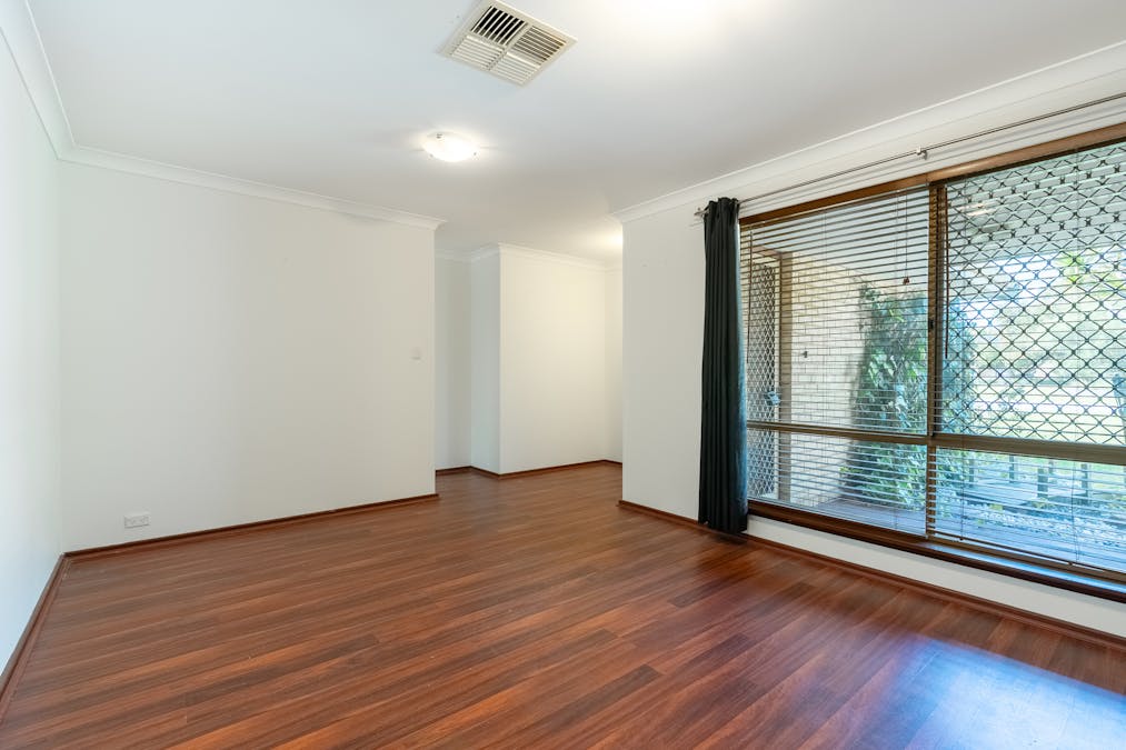 13 Madison Street, Cooloongup, WA, 6168 - Image 4