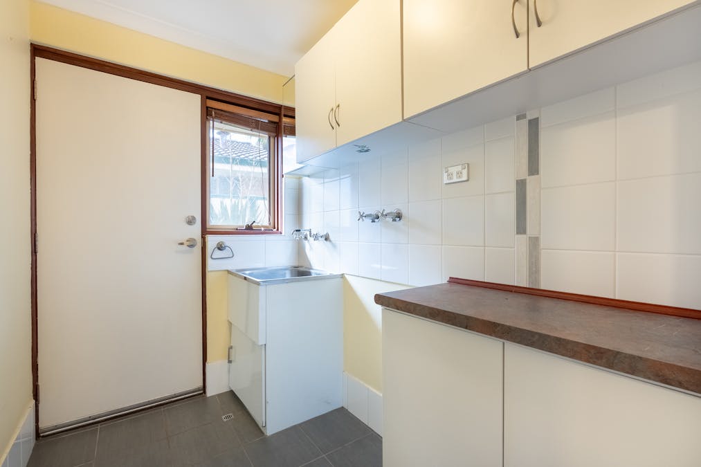 13 Madison Street, Cooloongup, WA, 6168 - Image 11