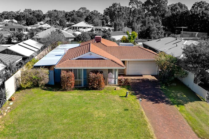 17 Brighton Place, Greenfields, WA, 6210 - Image 1