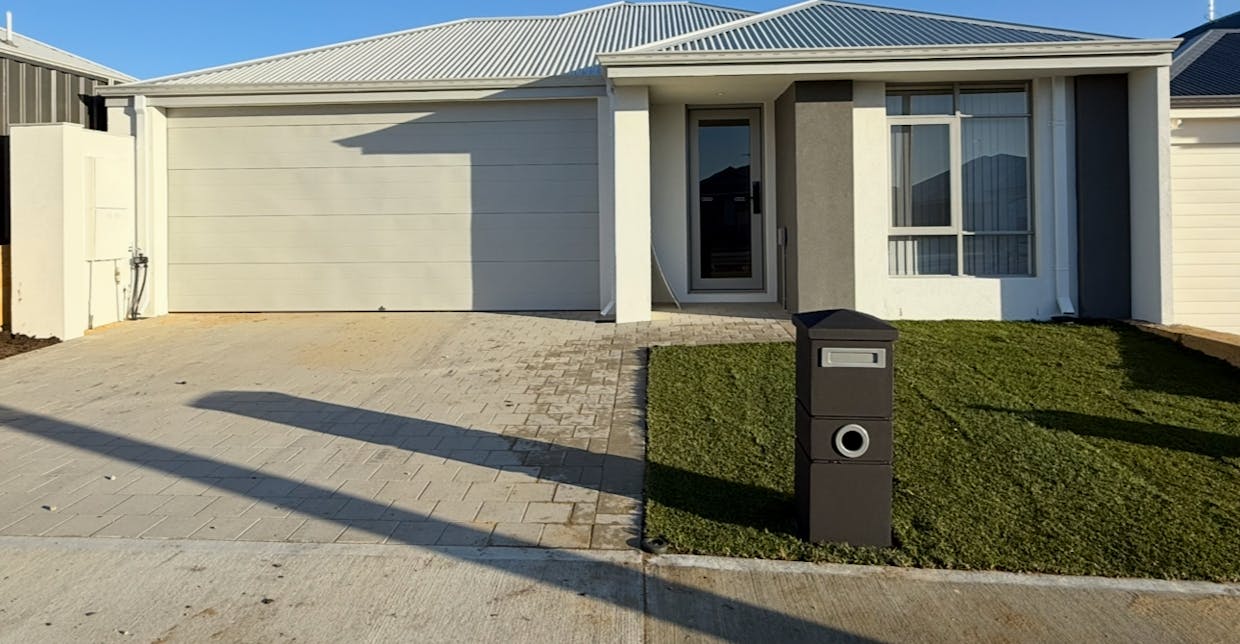 21 Orchardleigh Boulevard, Lakelands, WA, 6180 - Image 2