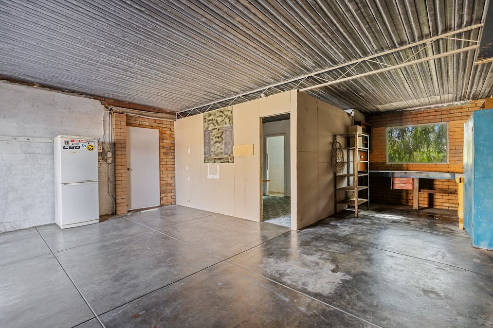 4 Stoner Street, Rockingham, WA, 6168 - Image 25