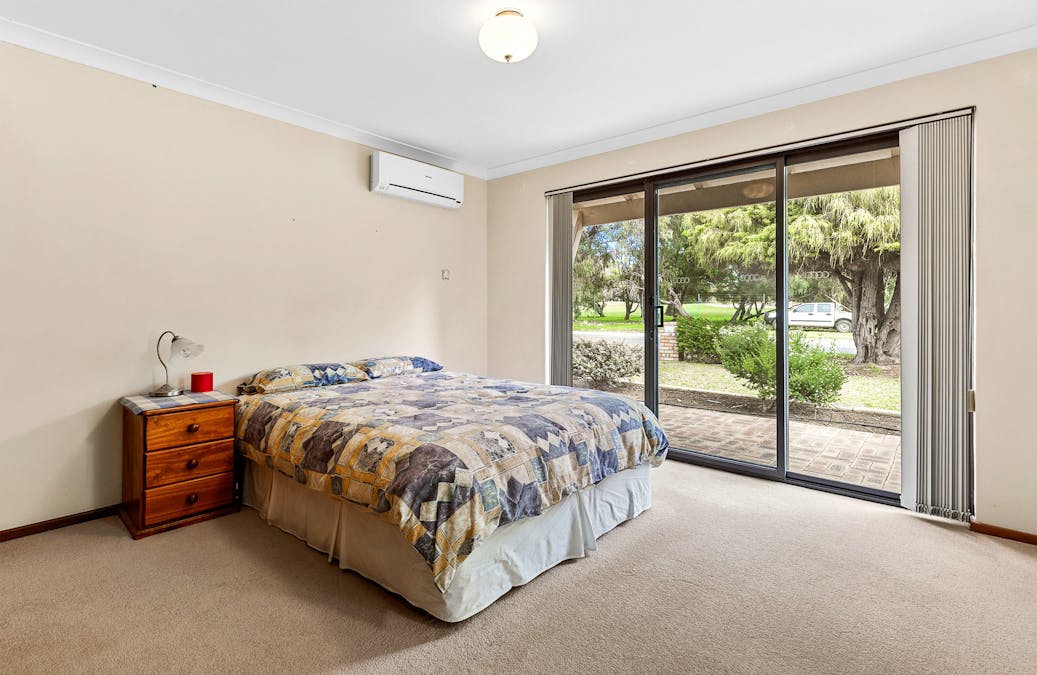 30 Leyburn Drive, Halls Head, WA, 6210 - Image 13