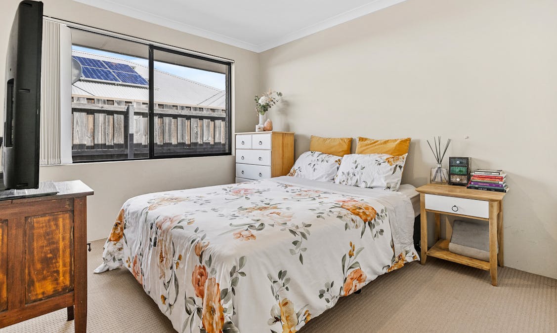 283 Peelwood Parade, Halls Head, WA, 6210 - Image 16