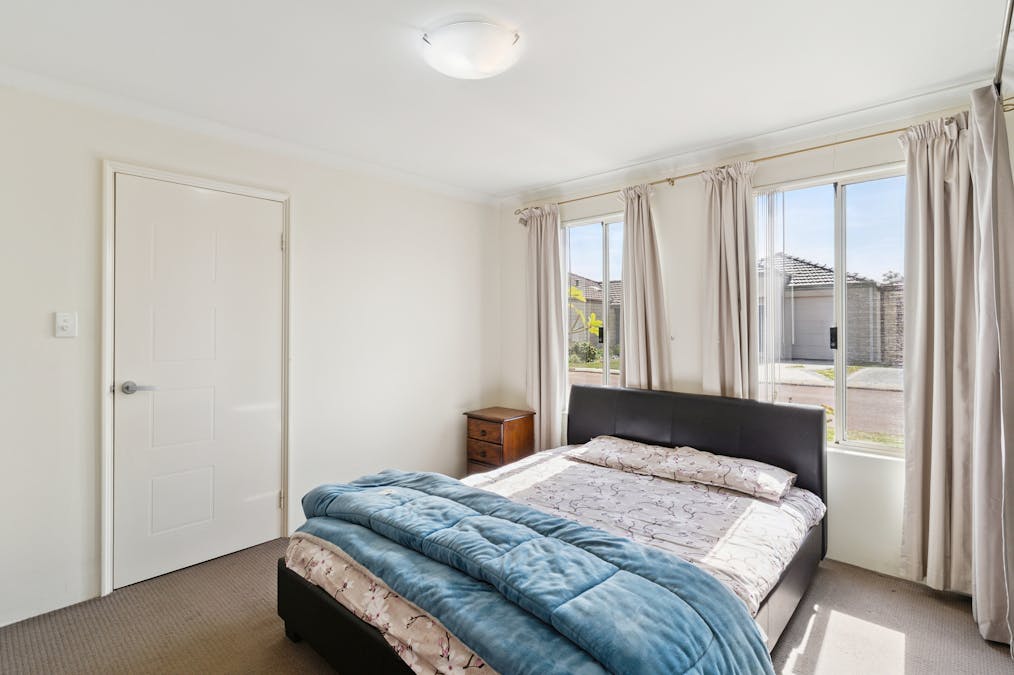 4/3 Paros Lane, Canning Vale, WA, 6155 - Image 6