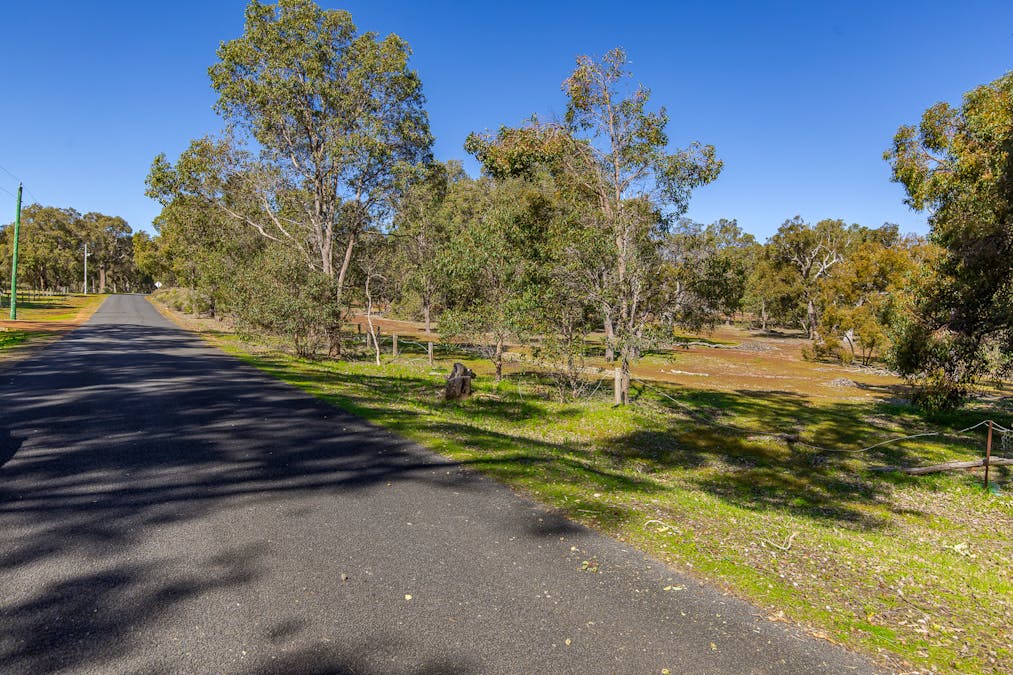 74 Tuart Grove Avenue, Lake Clifton, WA, 6215 - Image 6