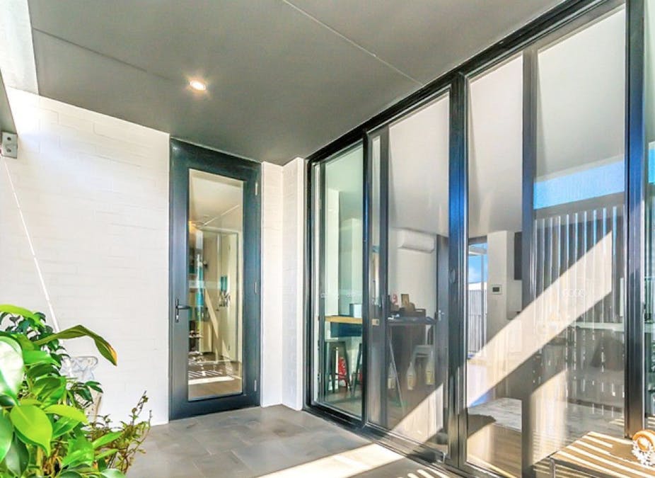 17/402 Carrington Street, Hamilton Hill, WA, 6163 - Image 4
