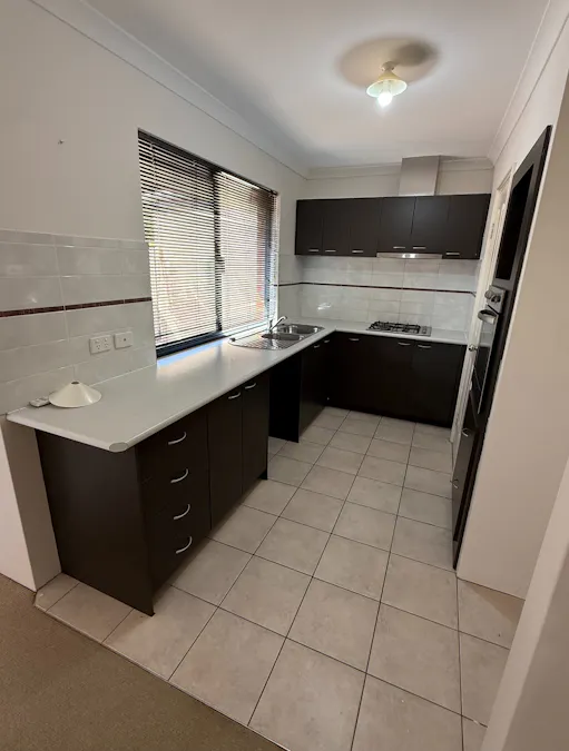 2/5 Beam Road, Silver Sands, WA, 6210 - Image 2