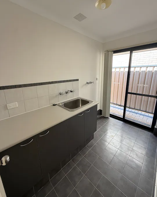 2/5 Beam Road, Silver Sands, WA, 6210 - Image 7