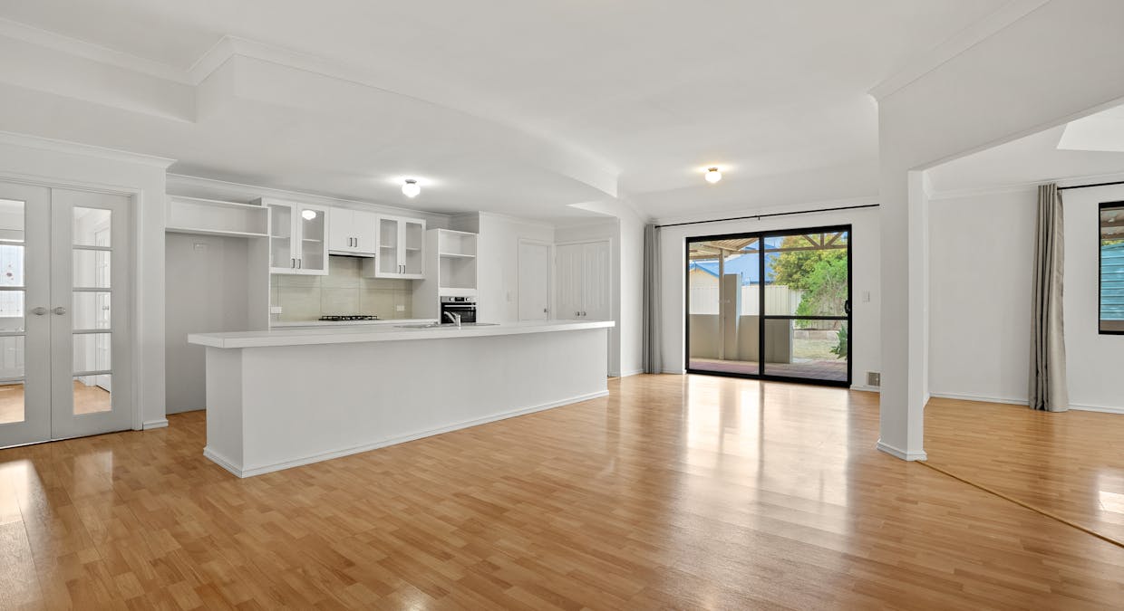 6 Coastal Retreat, Wannanup, WA, 6210 - Image 4