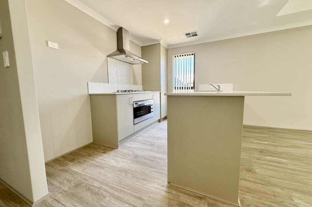 159 Badgerup Avenue, Lakelands, WA, 6180 - Image 1