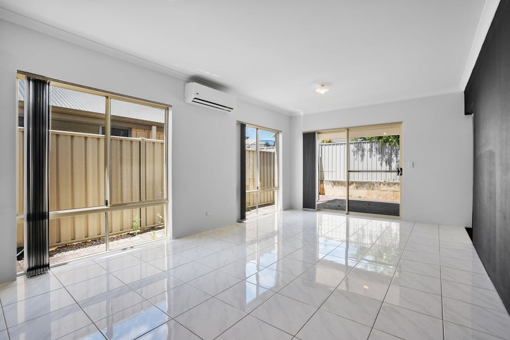 6 Cooralya Avenue, Golden Bay, WA, 6174 - Image 7