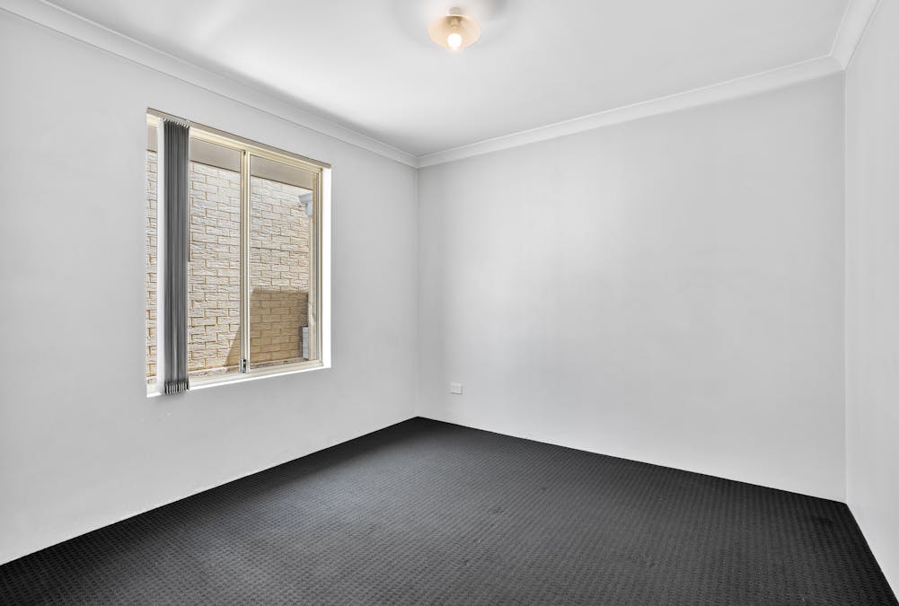 6 Cooralya Avenue, Golden Bay, WA, 6174 - Image 12