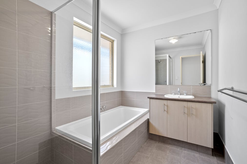 6 Cooralya Avenue, Golden Bay, WA, 6174 - Image 14