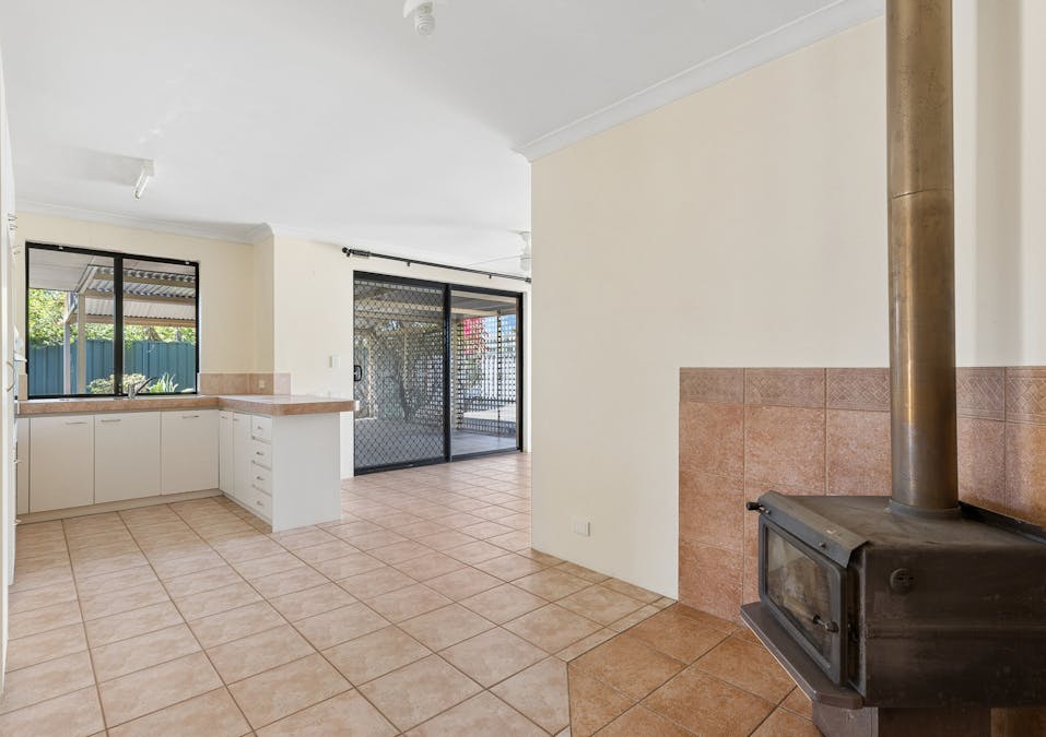 19 Manya Close, Greenfields, WA, 6210 - Image 10